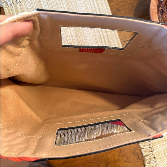 Fendi Red and Cream Woven Vintage Tote - Picture 8 of 8